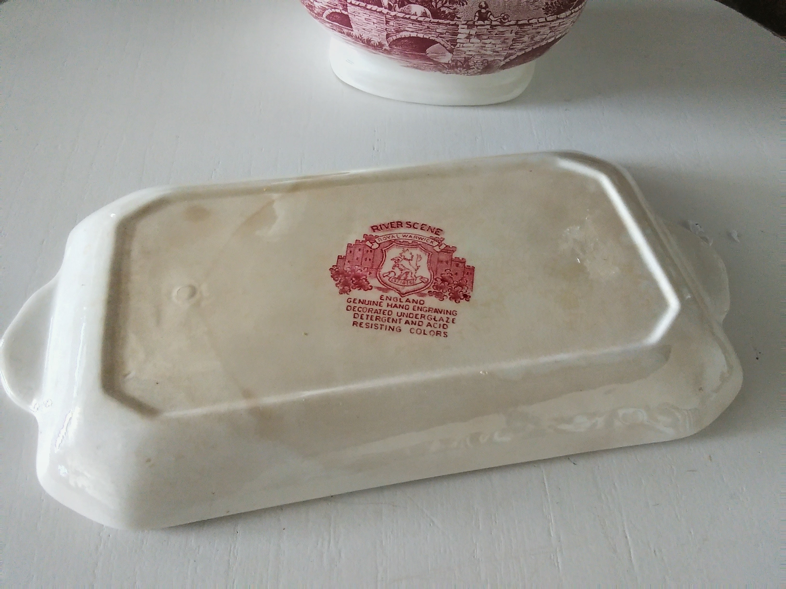 antieke Engelse cakeschaal van Royal Warwick, decor \'River Scene